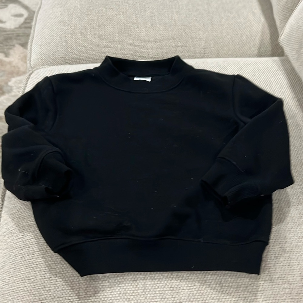 Leveret black sweatshirt size 2T